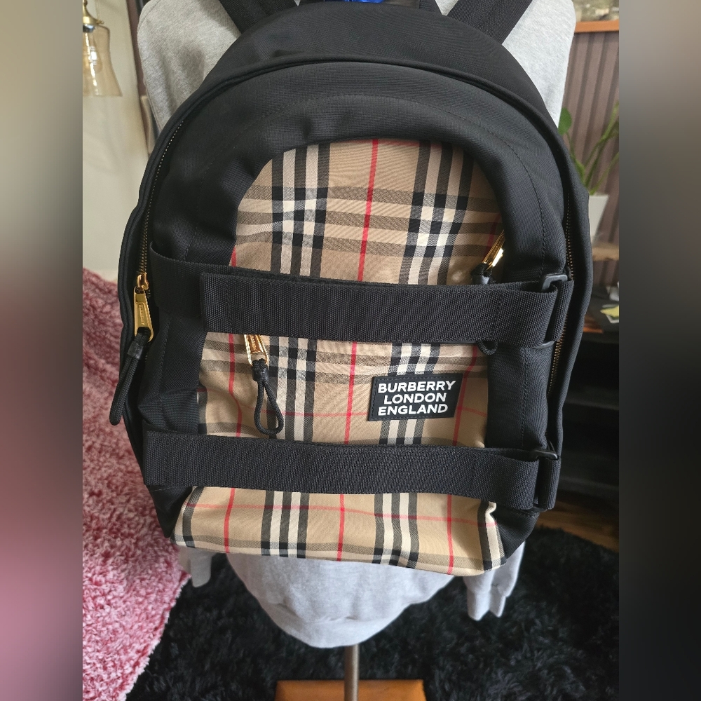 Pre Owned Burberry Medium Vintage Panel Nevis Backpack